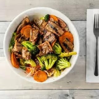 B9. Pork Stir Fry Bowl