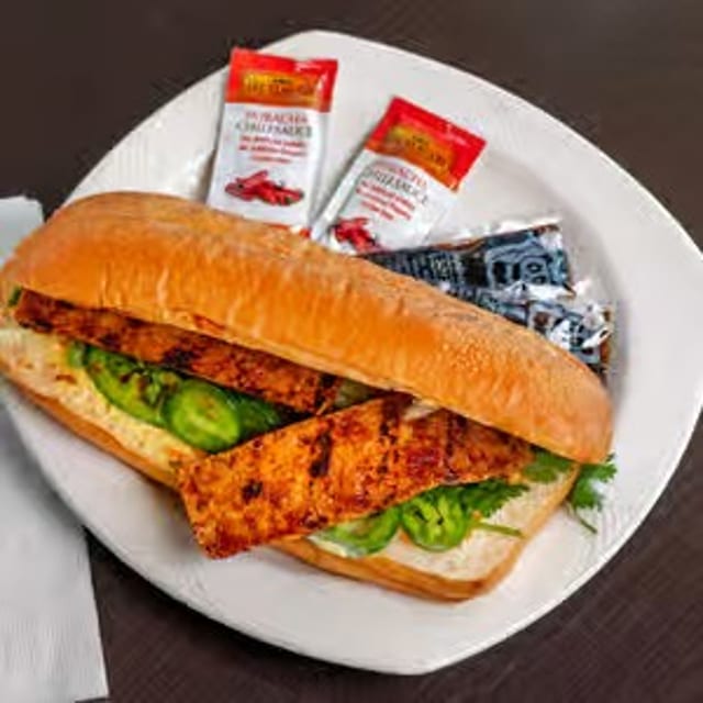BM3. Tofu Sandwich.